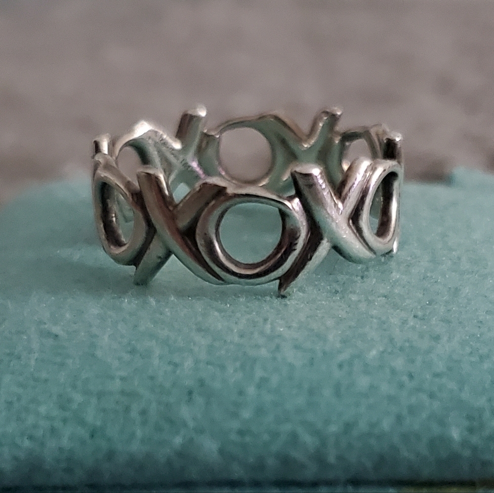 Tiffany & Co. Paloma Picasso XO Ring